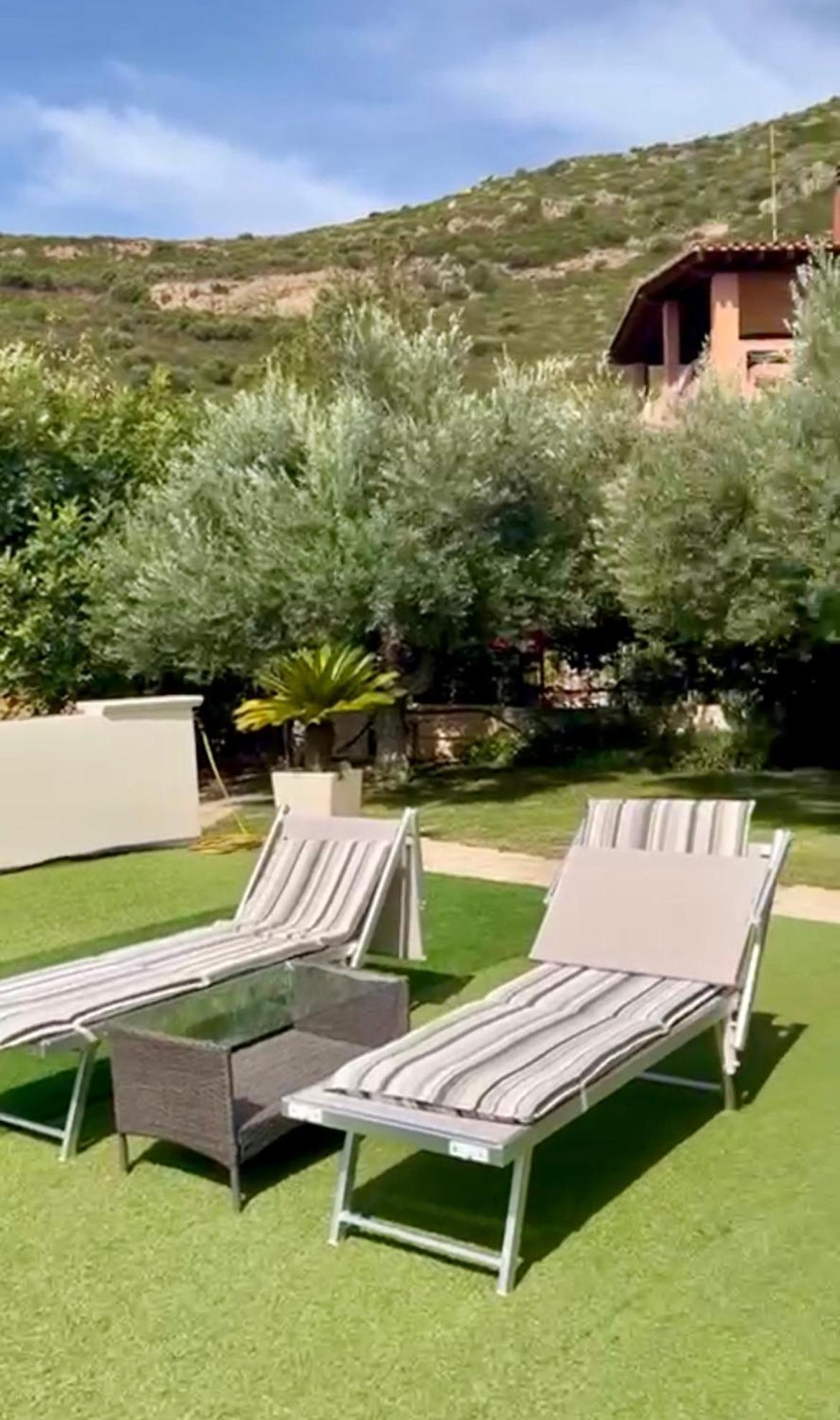 Villa Vittoria Solanas Kültér fotó